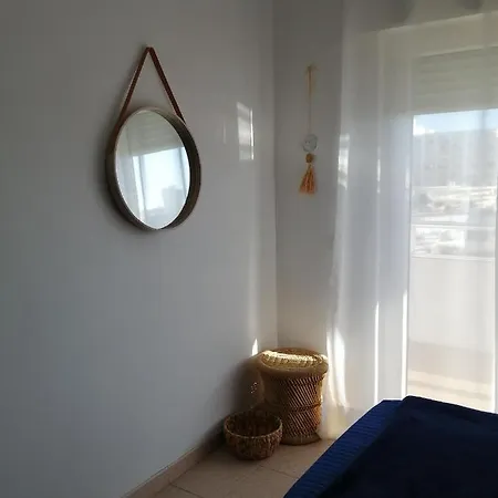 Vue Sur Et Pieds Dans L'eau! Appartement Portimão