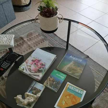 Vue Sur Et Pieds Dans L'eau! 포티마오