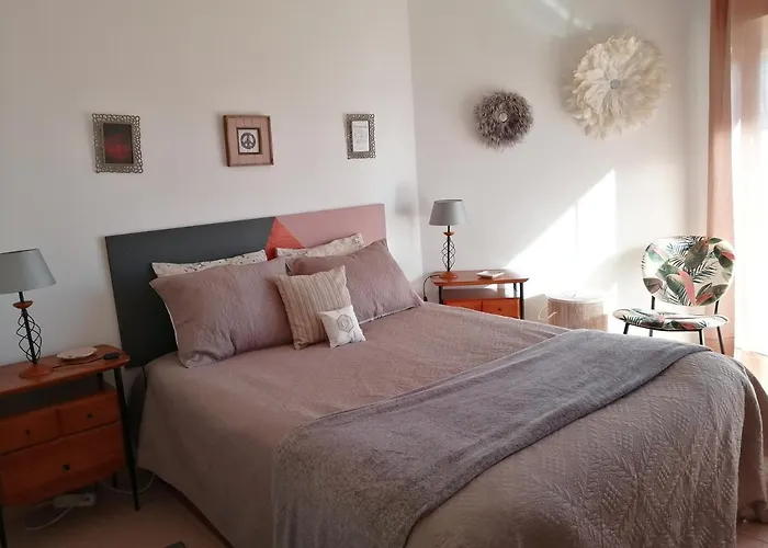 Vue Sur Et Pieds Dans L'eau! Appartement Portimão