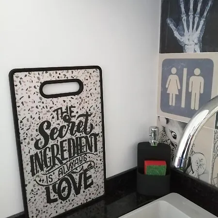 Vue Sur Et Pieds Dans L'eau! ポルティマン